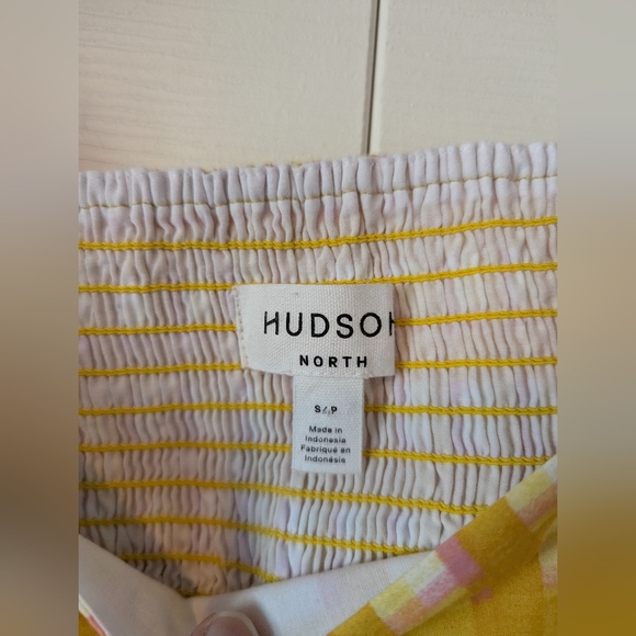 Hudson North Peplum Picnic Blouse - Picture 8 of 9